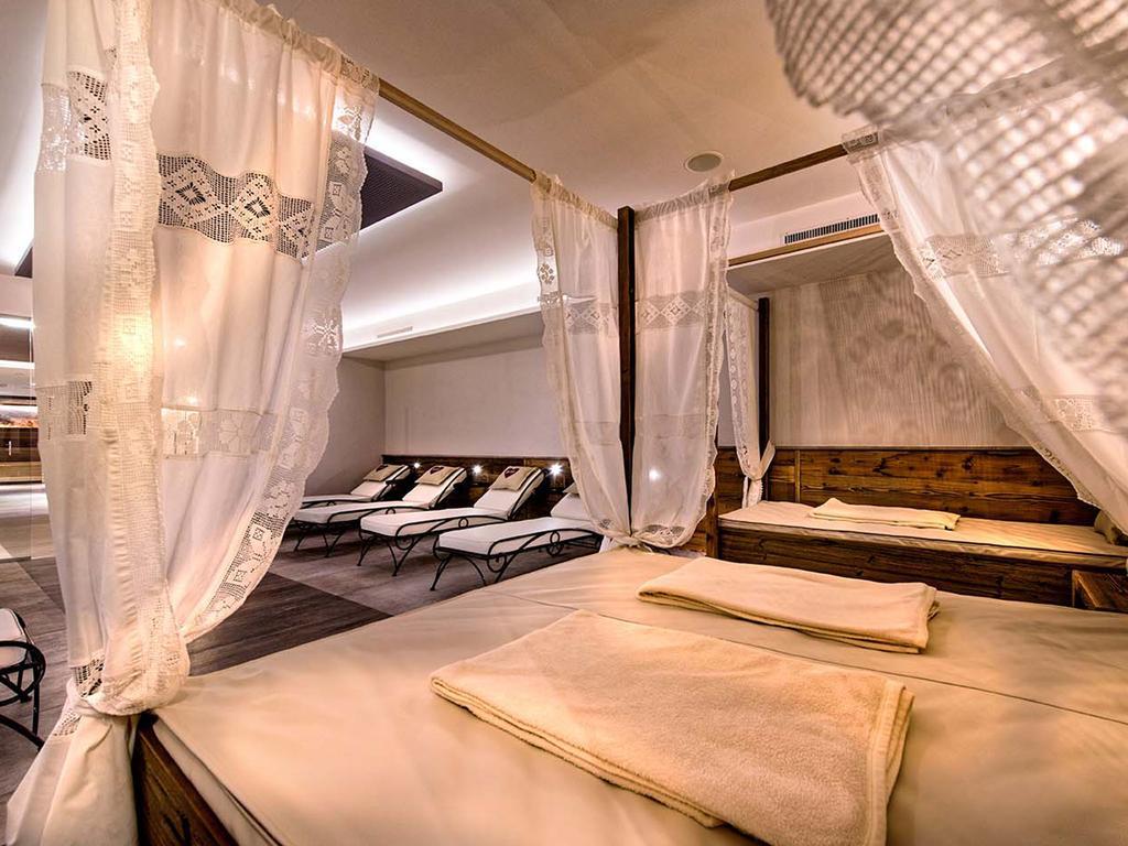 Hotel Universo Зерфаус Екстер'єр фото