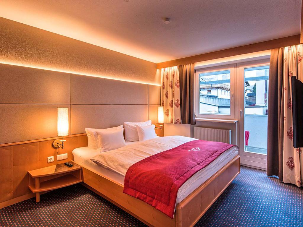 Hotel Universo Зерфаус Номер фото